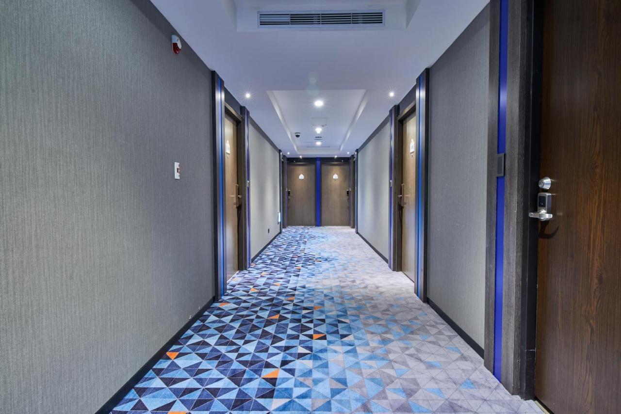 Holiday Inn Express Kaohsiung Love River By Ihg ภายนอก รูปภาพ
