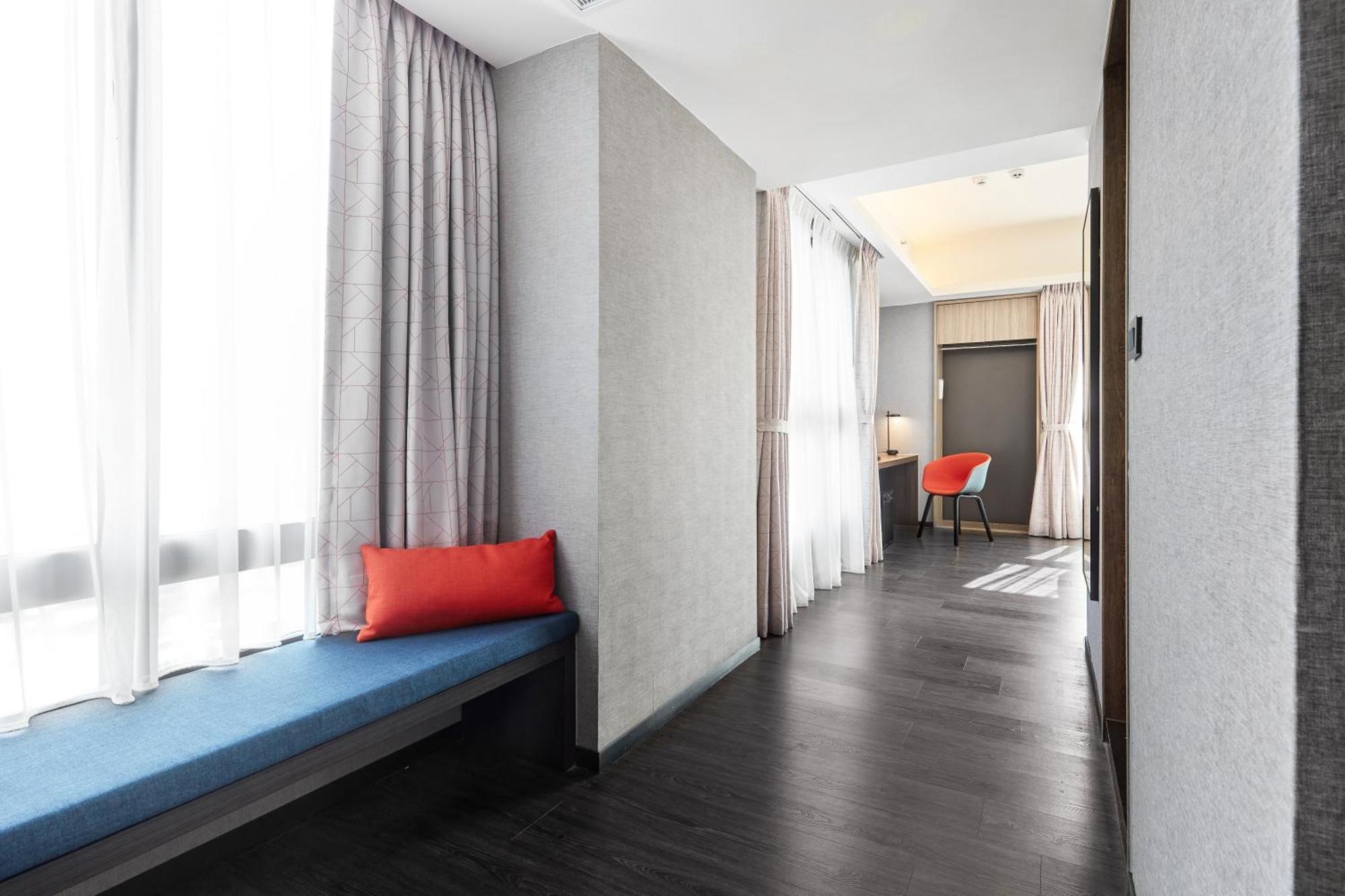 Holiday Inn Express Kaohsiung Love River By Ihg ภายนอก รูปภาพ