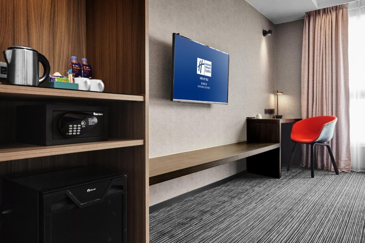 Holiday Inn Express Kaohsiung Love River By Ihg ภายนอก รูปภาพ