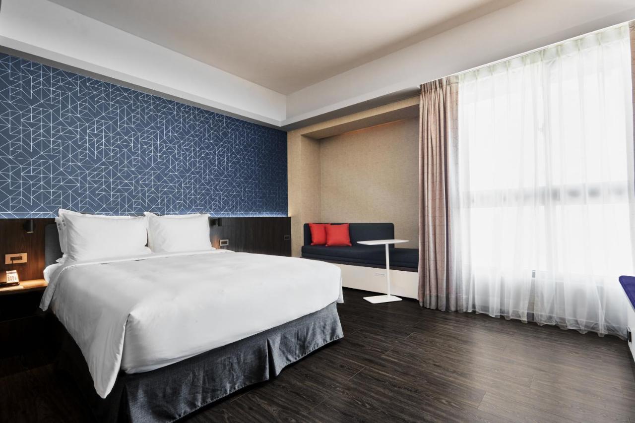 Holiday Inn Express Kaohsiung Love River By Ihg ภายนอก รูปภาพ