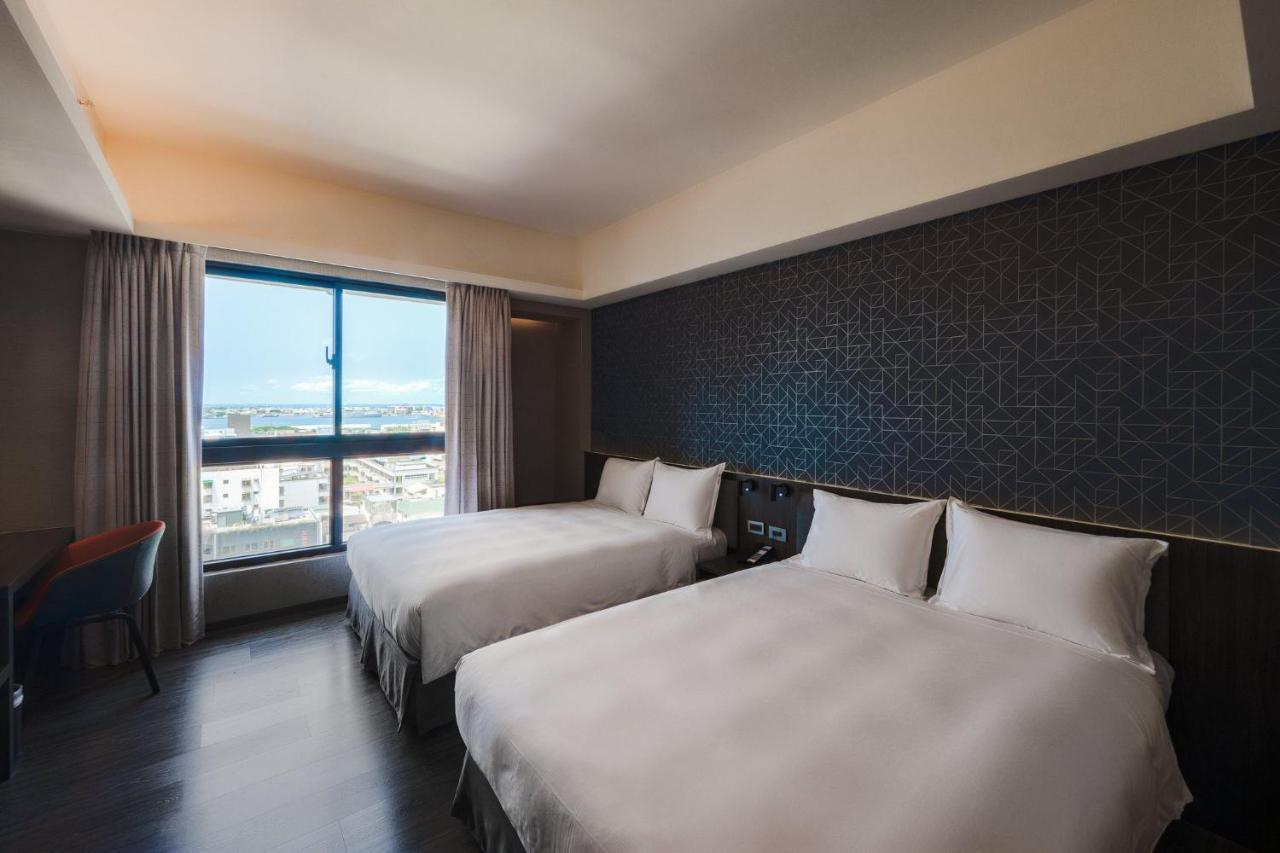 Holiday Inn Express Kaohsiung Love River By Ihg ภายนอก รูปภาพ