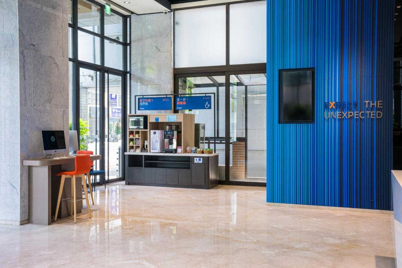 Holiday Inn Express Kaohsiung Love River By Ihg ภายนอก รูปภาพ