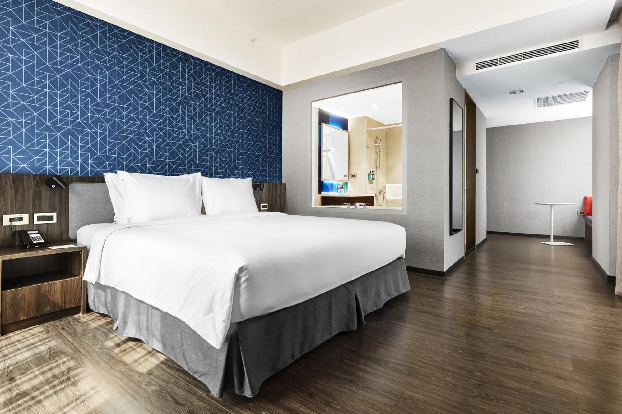 Holiday Inn Express Kaohsiung Love River By Ihg ภายนอก รูปภาพ